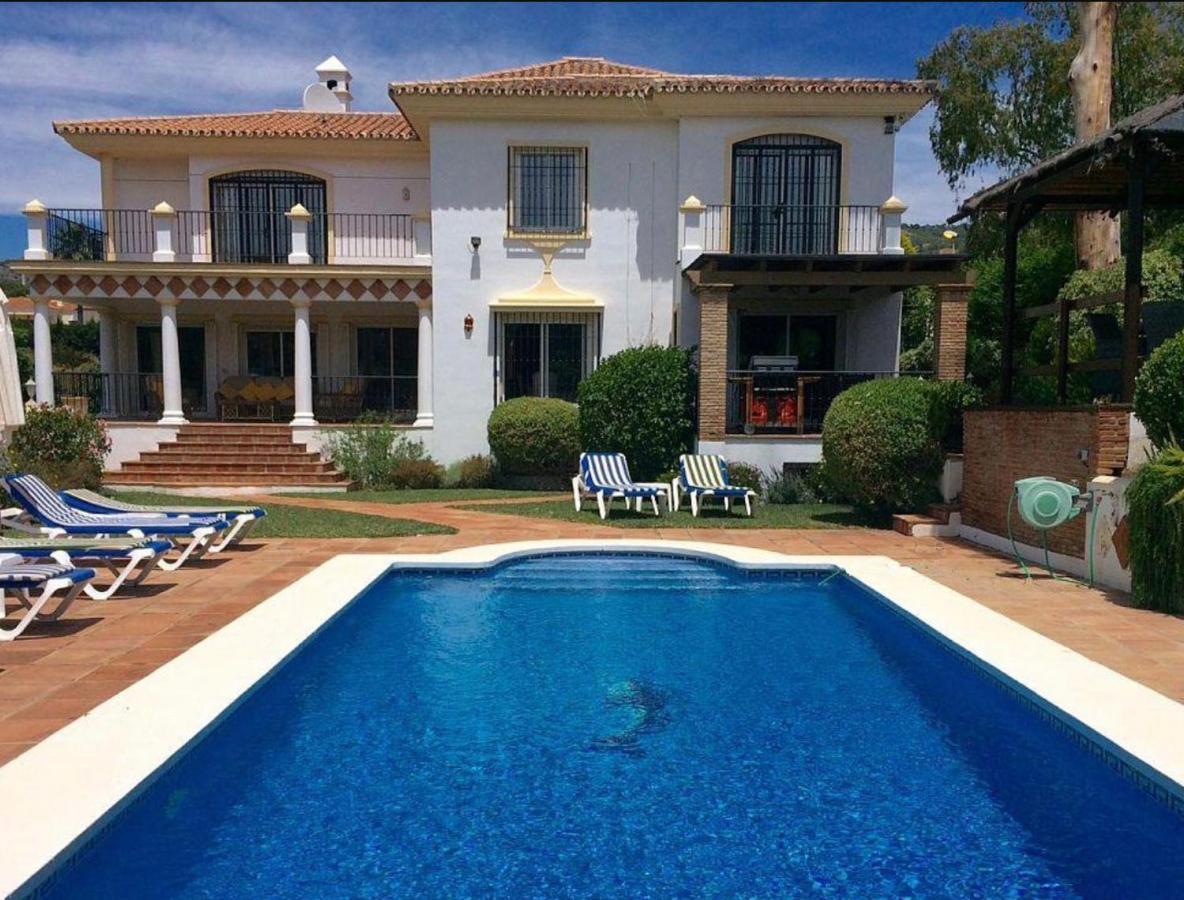 B&B Villa Michieli Marbella Exteriör bild