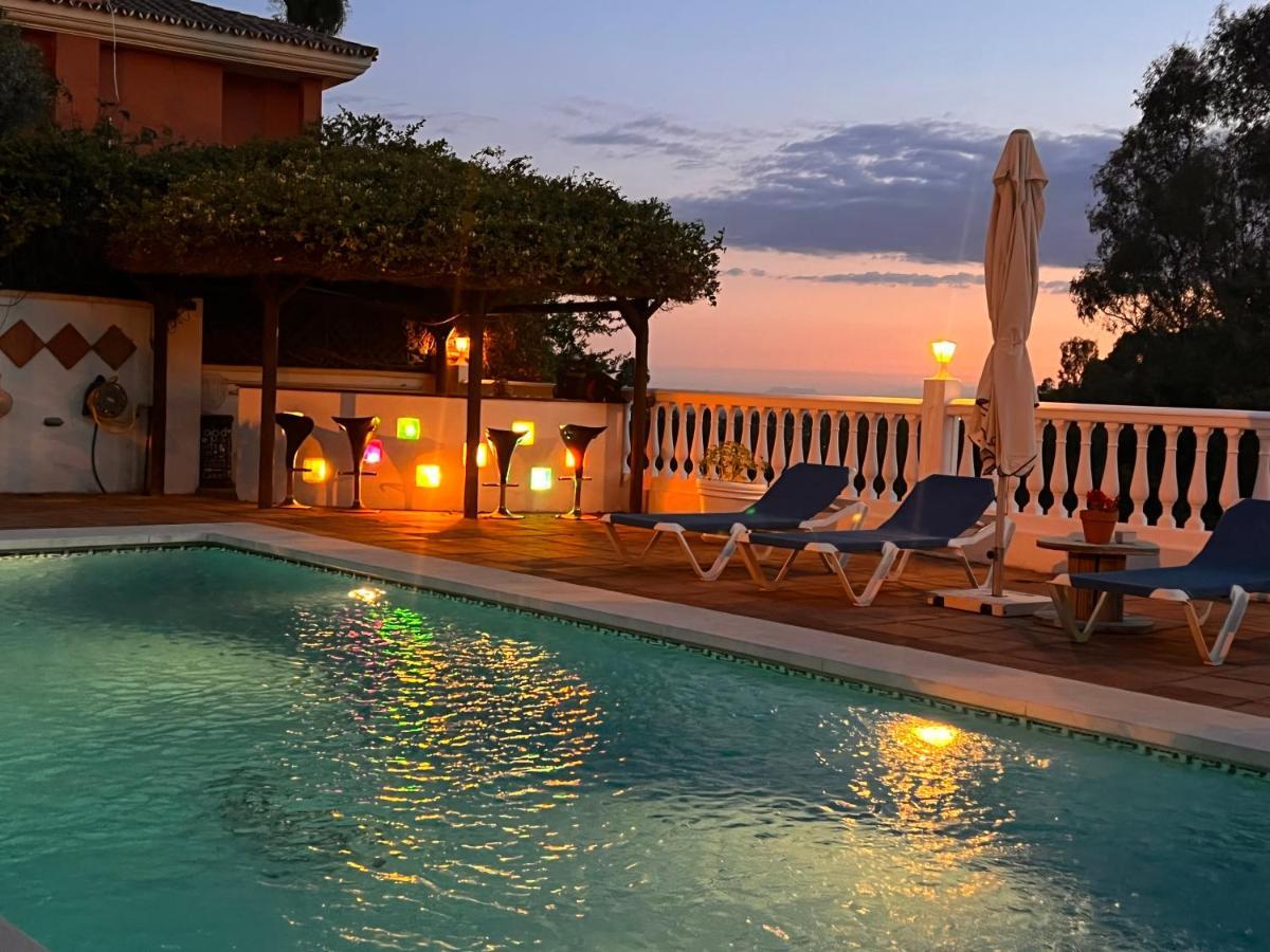 B&B Villa Michieli Marbella Exteriör bild
