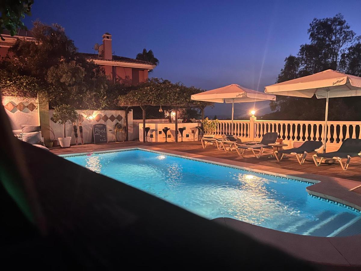 B&B Villa Michieli Marbella Exteriör bild